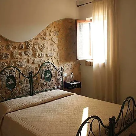 Mblò 3* Fondi